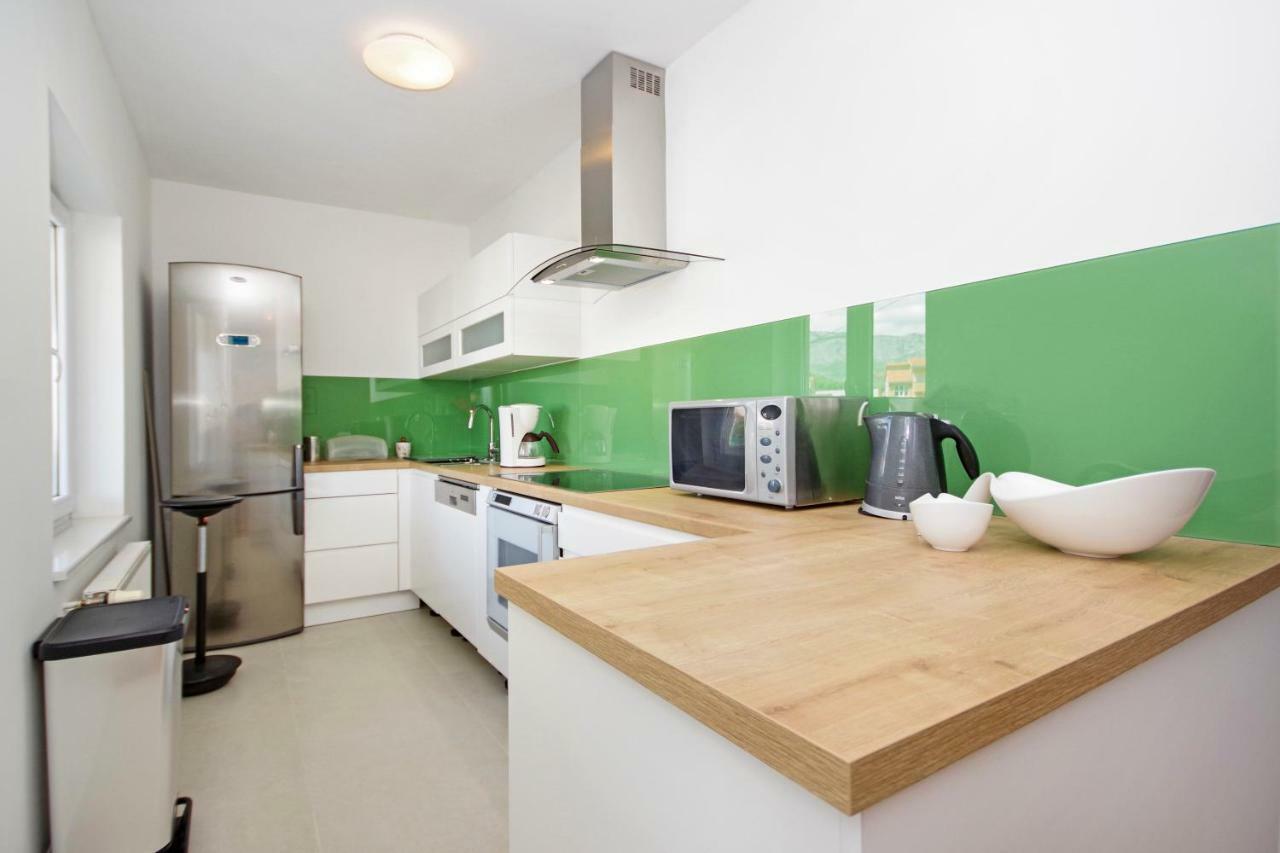Apartamento Manuela Podstrana Exterior foto